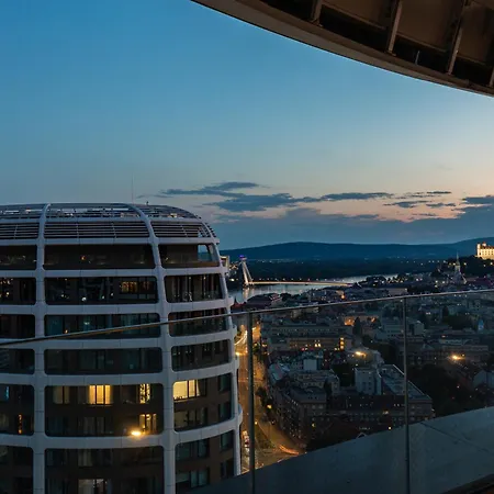 Panoramic Castle View Sky Park Apartment Bratislava