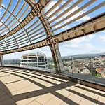 Panoramic Castle View Sky Park *