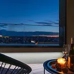 Panoramic Castle View Sky Park Appartement