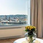 Appartement Panoramic Castle View Sky Park Bratislava