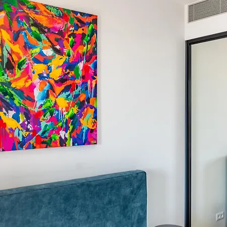 Panoramic Castle View Sky Park Апартаменты