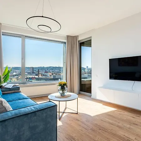 Апартаменты Panoramic Castle View Sky Park